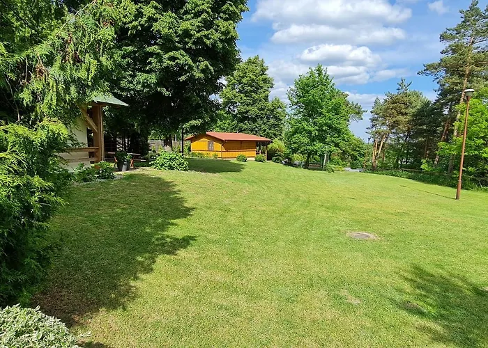 Osrodek Wypoczynkowy Zacisze Hotel Domki Letniskowe Noclegi * Solec nad Wisla